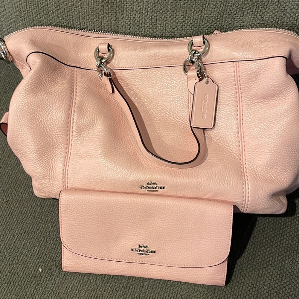 Coach purse with matching wallet